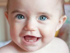 Родители с опаской ждут появления первых зубов у детей