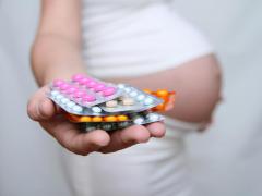 Абсолютно безопасных лекарств для беременных не существует