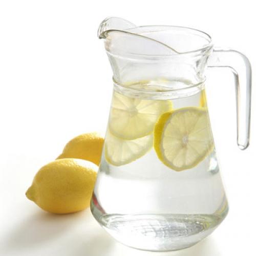 вода с лимоном для профилактики солнечного лишая