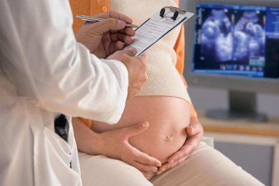 Молочница может появляться у беременных женщин